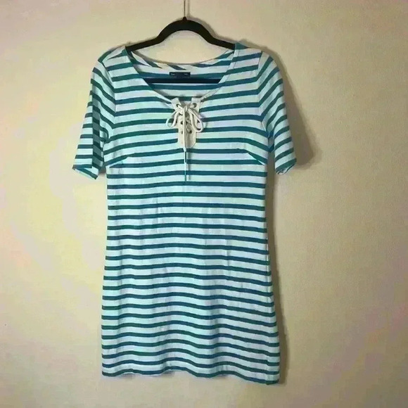 Gap light blue and white nautical dress size small - Picture 3 of 7